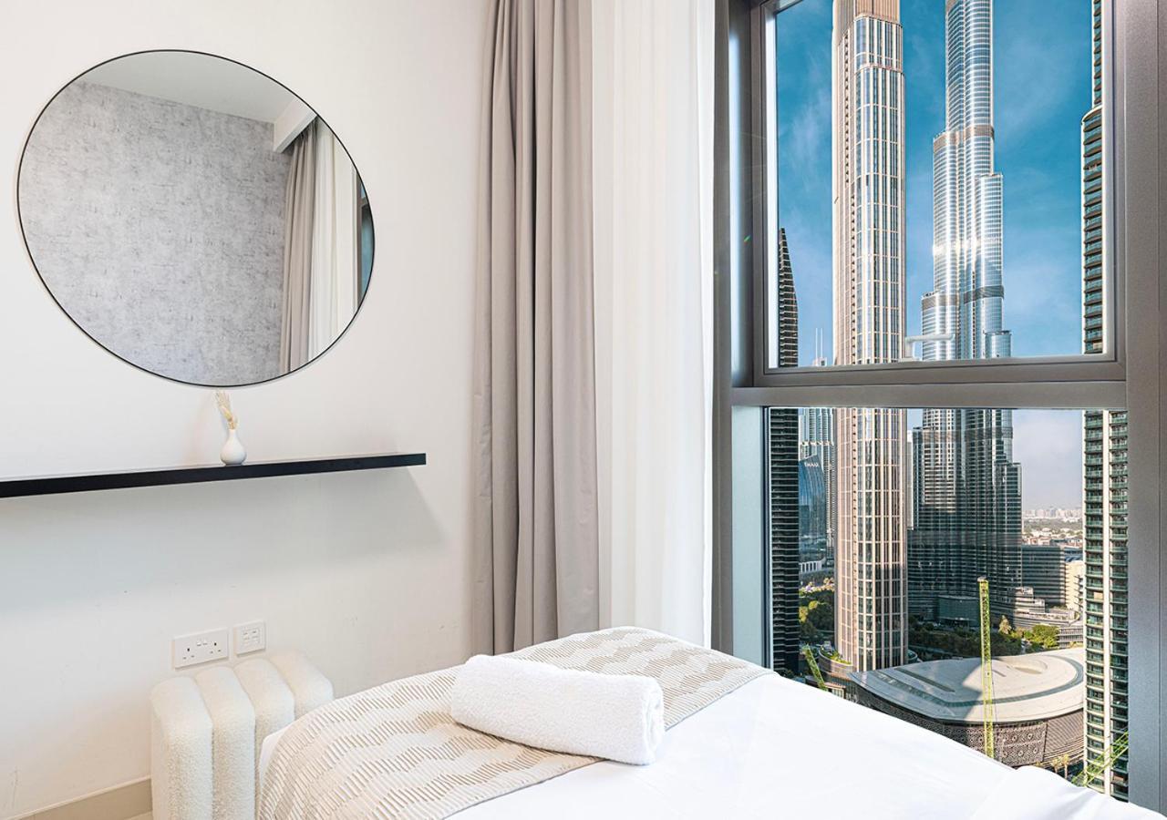 Apartment Glorious Burj Khalifa & Fountain Views, 4bdr Dubai